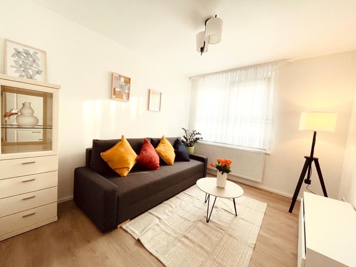Frisch Renoviertes Und Charmantes Apartment Estugarda Exterior foto